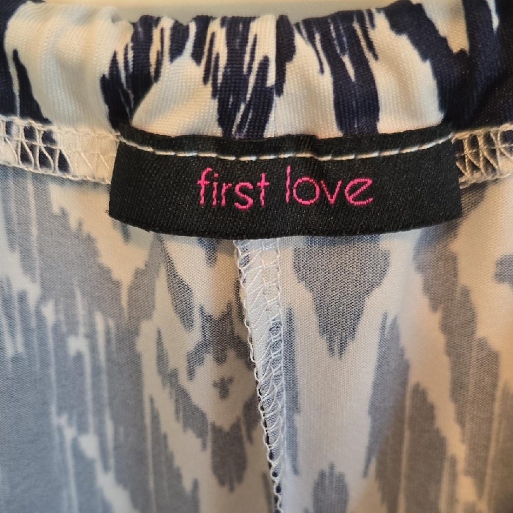 First Love Monochrome Geometric Tank Top - Picture 4 of 7